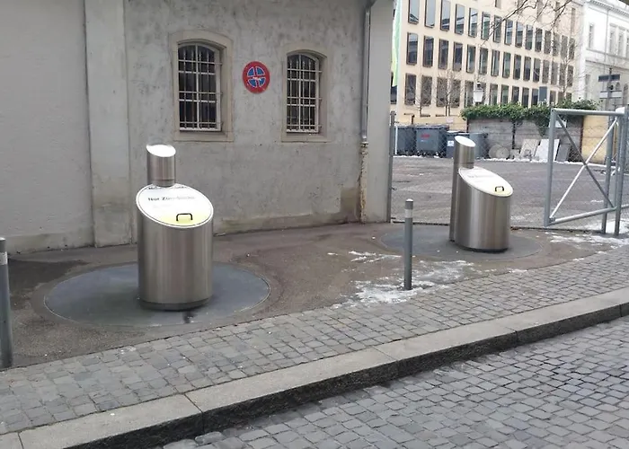 Charming In Old Town - Uz 12